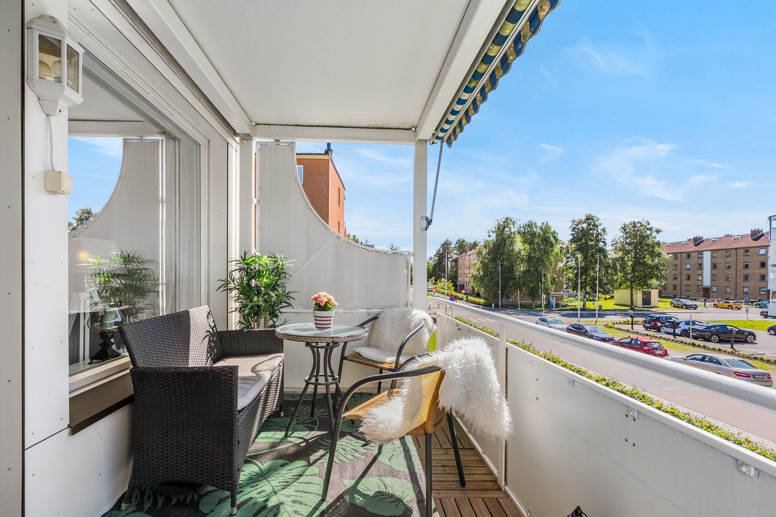 En opprinnelig 4-roms leilighet, med stort potensial. Galleribilde