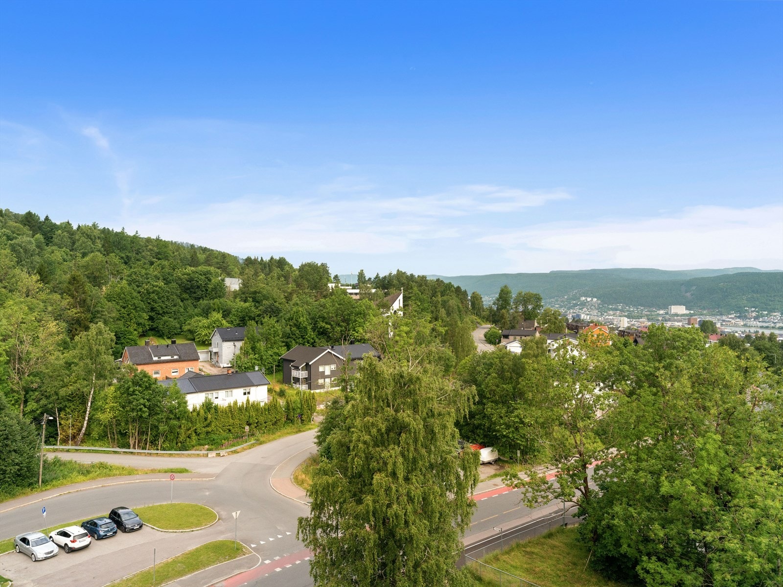 Et populært område med gode kollektivforbindelser til sentrum. Galleribilde