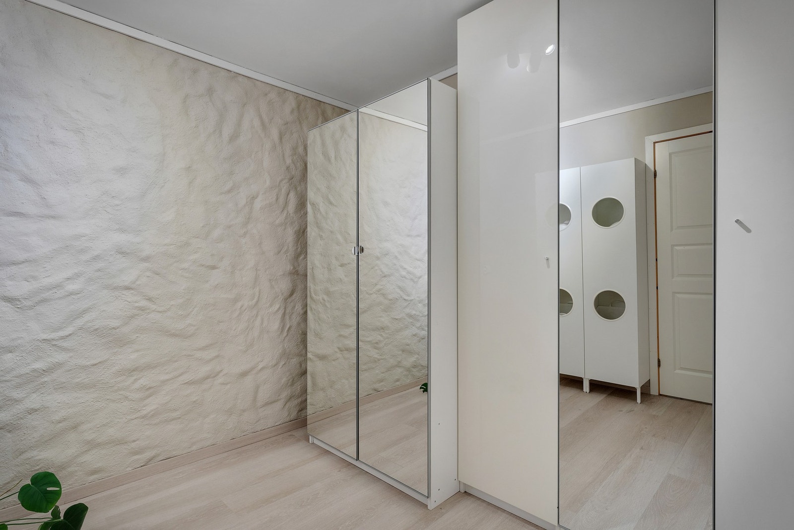 Garderobe/bod Galleribilde