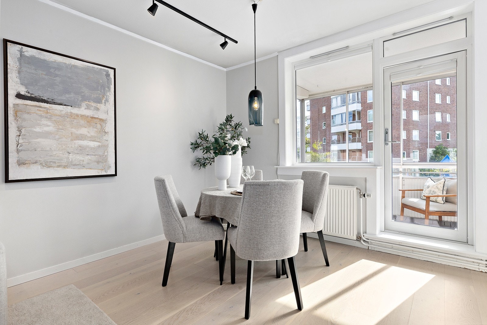 Vinduer og balkongdør er fra 2019. Galleribilde