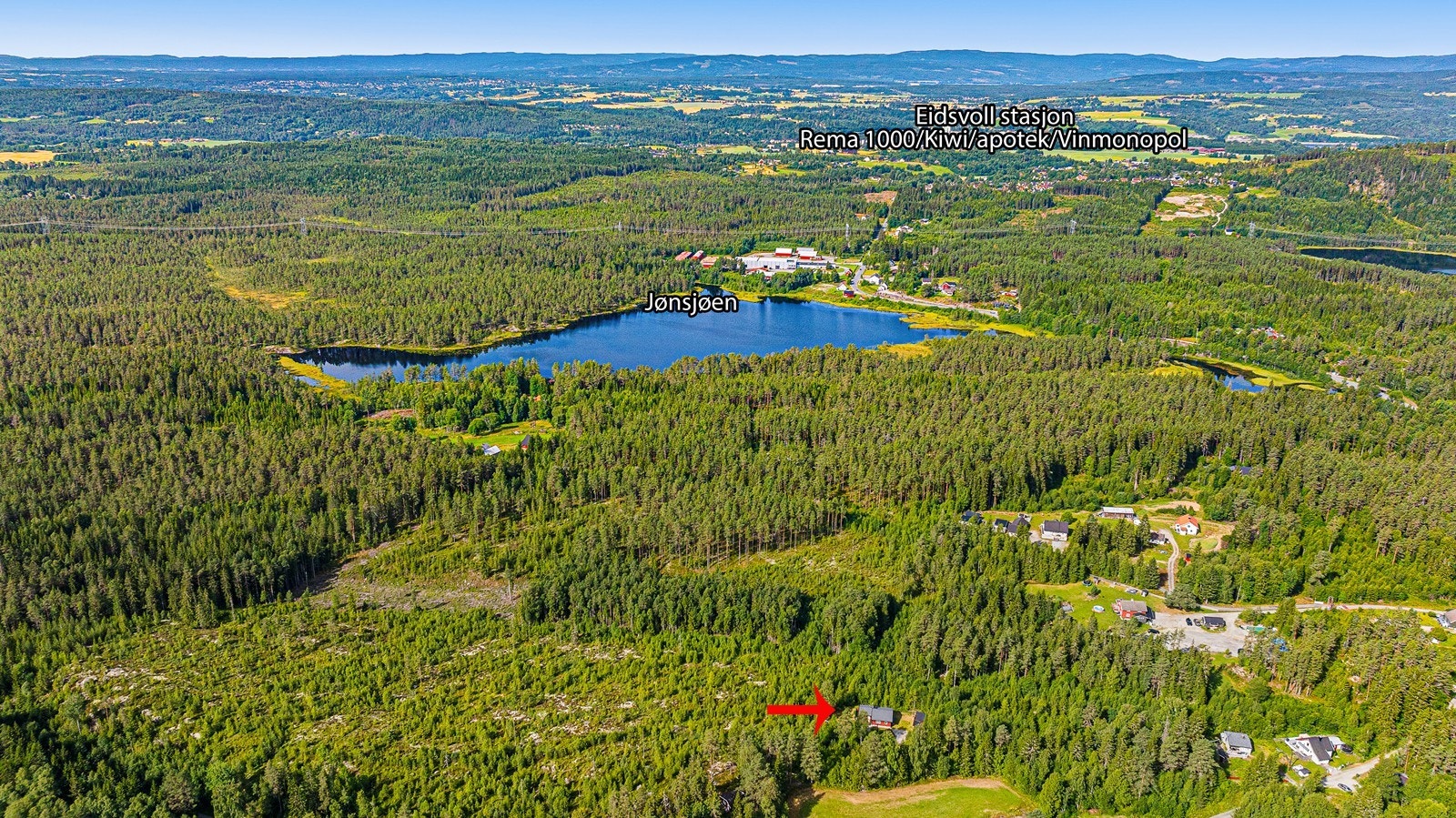 Flere tjern i umiddelbar nærhet og kort vei til Sundet og Eidsvoll stasjon Galleribilde