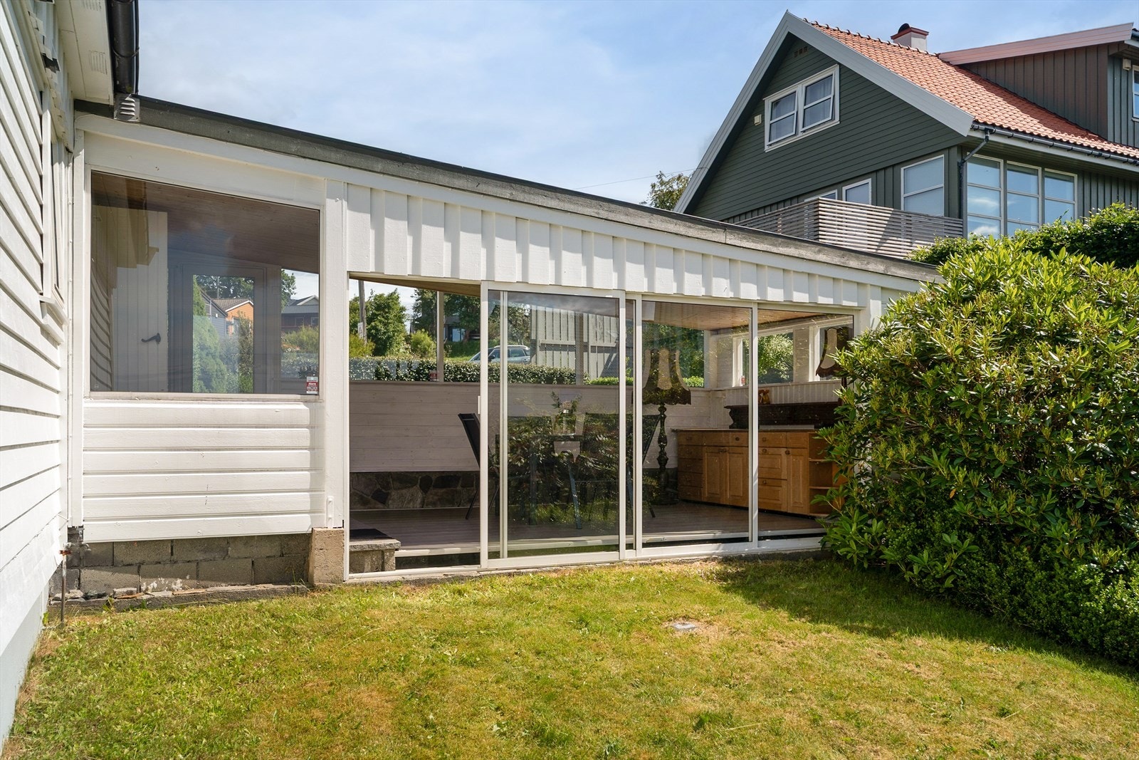 I tillegg er det hagestue hvor dere kan trekke inn på vindfulle dager. Galleribilde