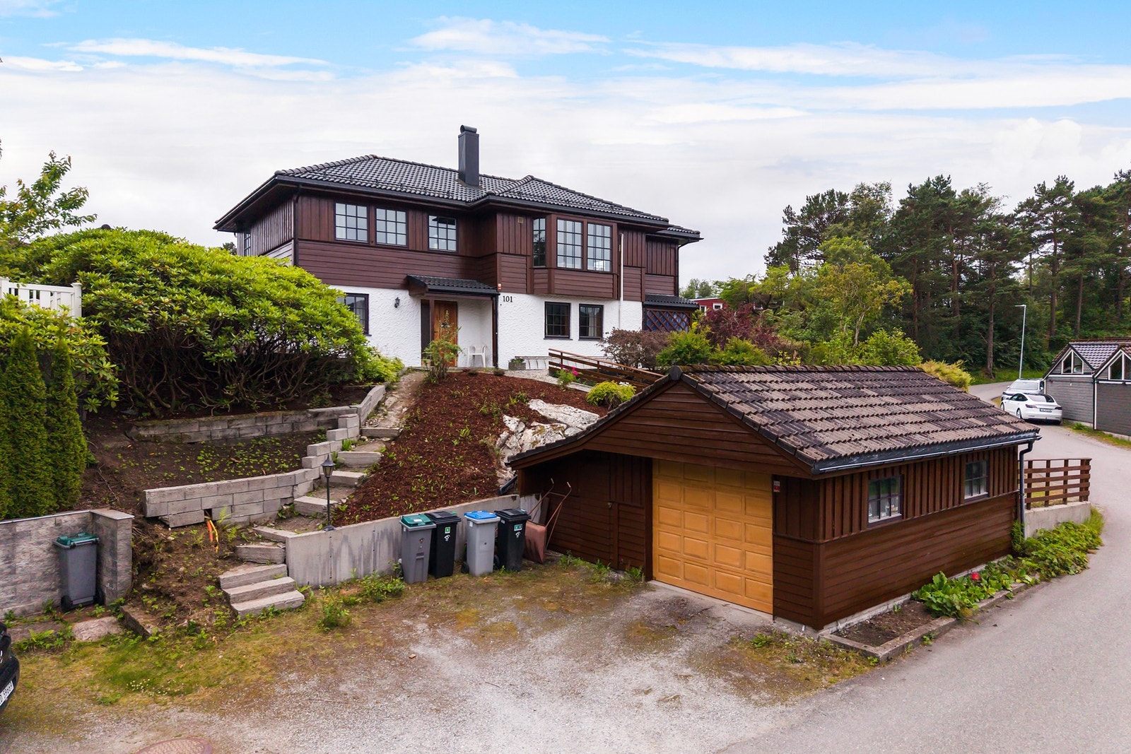 EIE eiendomsmegling v/ Simon Aasen har gleden av å presentere Nedre Ulsetskogen 101! (Foto: Arne Veim) Galleribilde