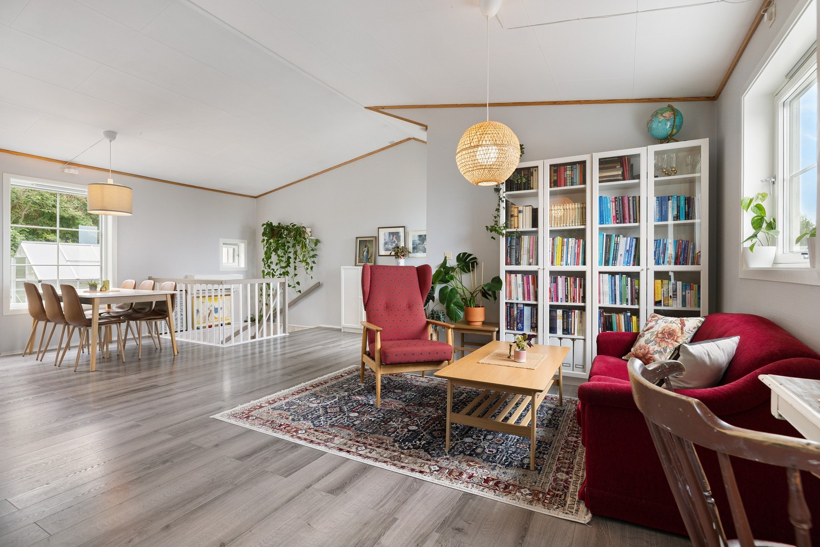 Laminat på gulv. Galleribilde