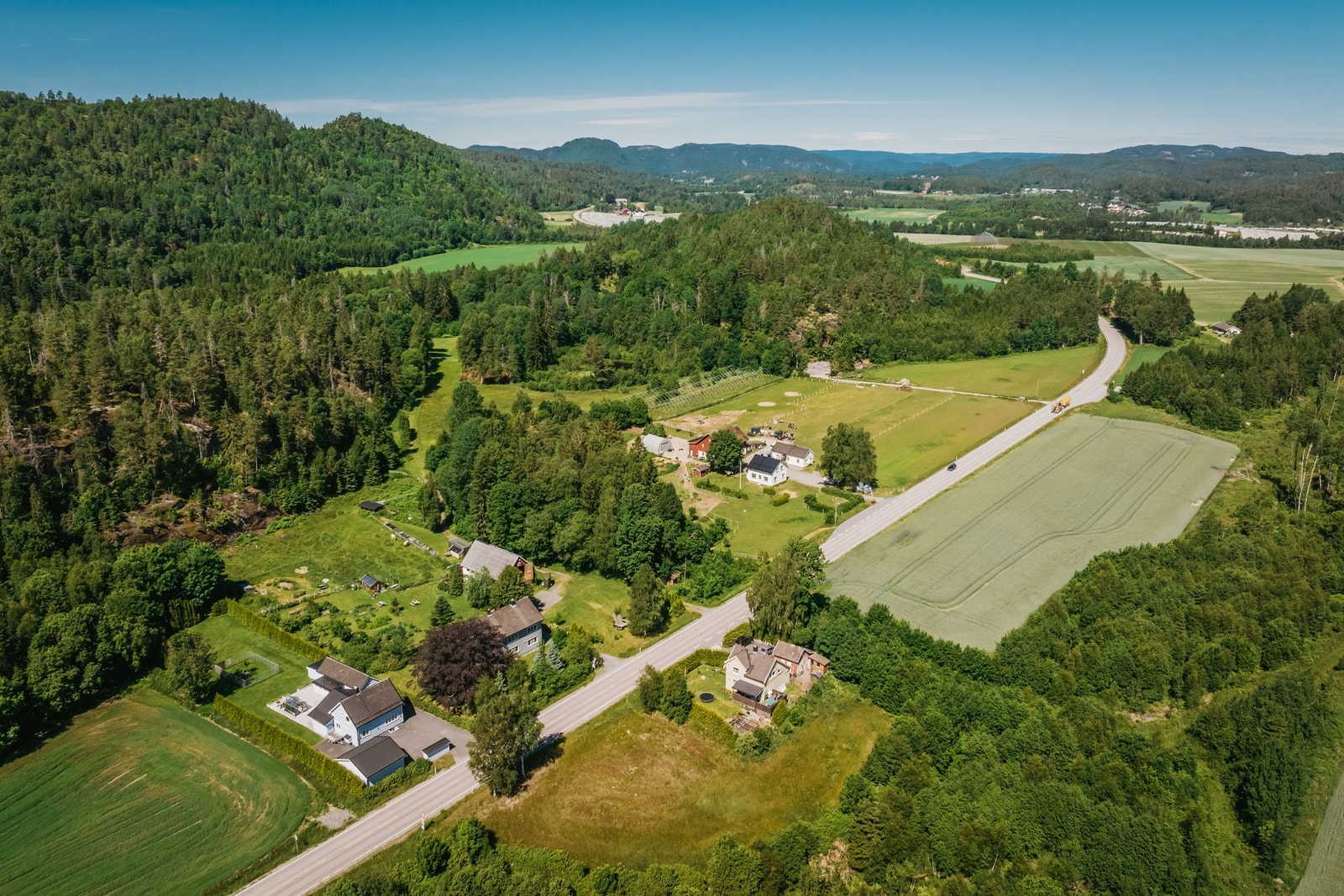 Velkommen til hyggelig visning i grønne omgivelser! Galleribilde