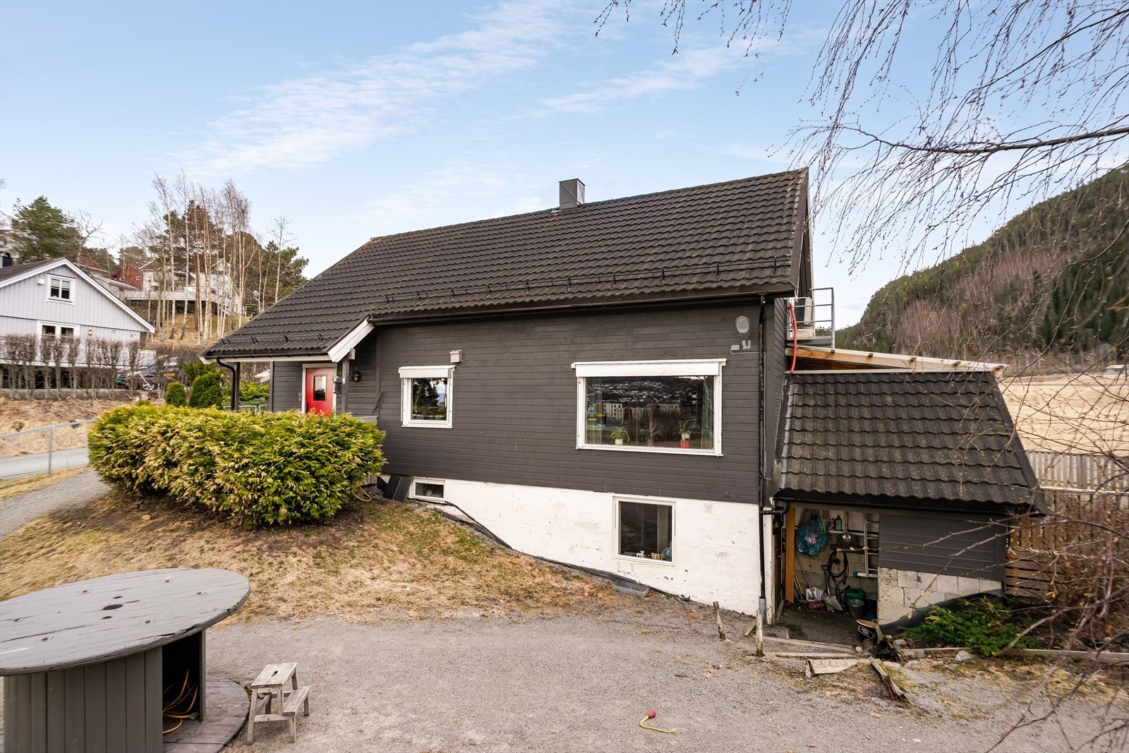 Heimdal Eiendomsmegling v/ Daniel Bakkehaug ønsker velkommen til Korntrøvegen 9, Foto: Børge Halseth Galleribilde