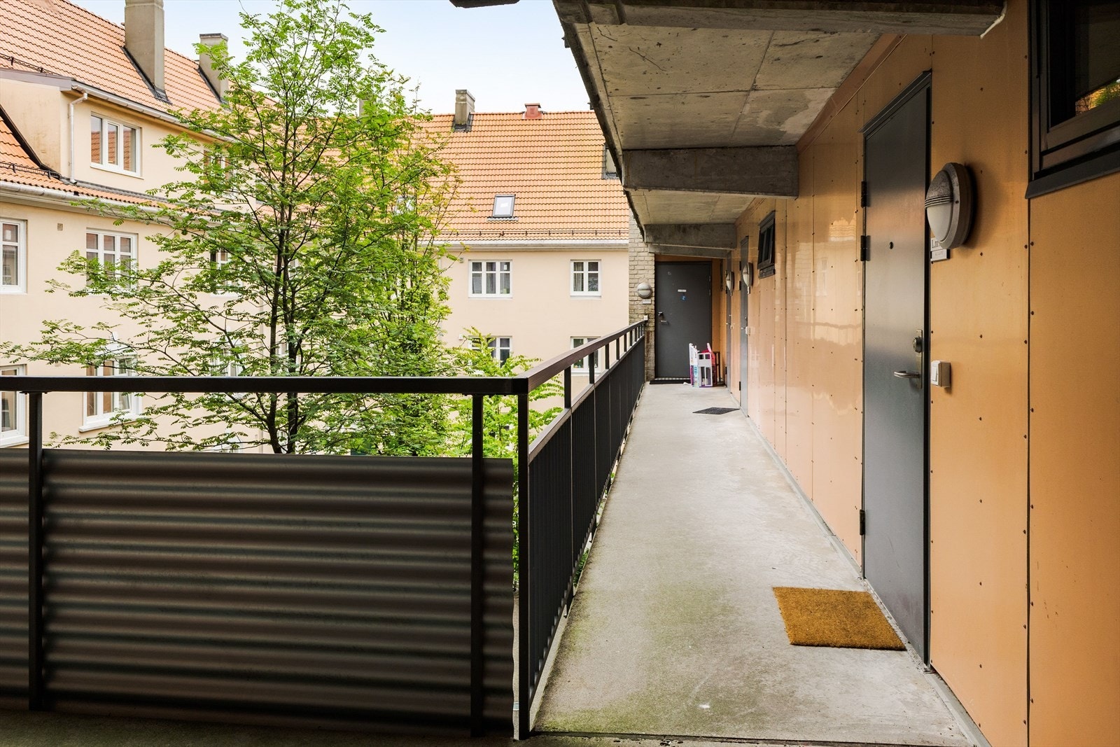 Svalgang til leiligheten Galleribilde