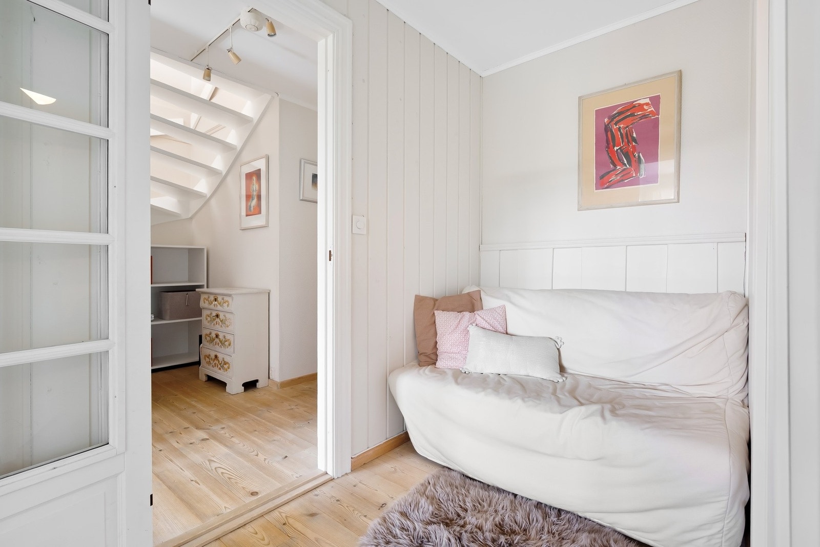 Fra gangen er det tilgang til et allrom. Rommet kan innredes etter behov og ønsker. Galleribilde