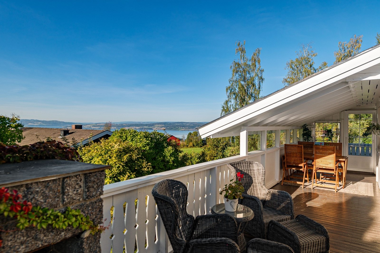 Utsikt fra veranda. Galleribilde
