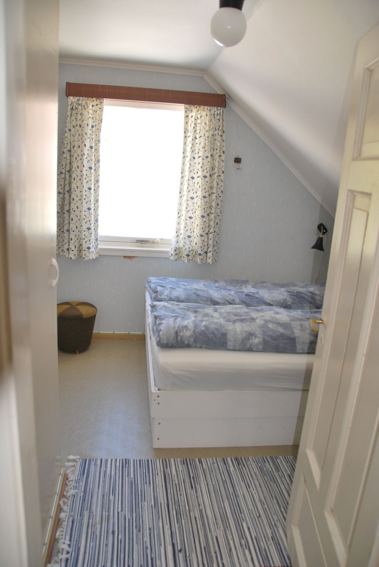 Soverom 2, med plass til dobbeltseng. Galleribilde