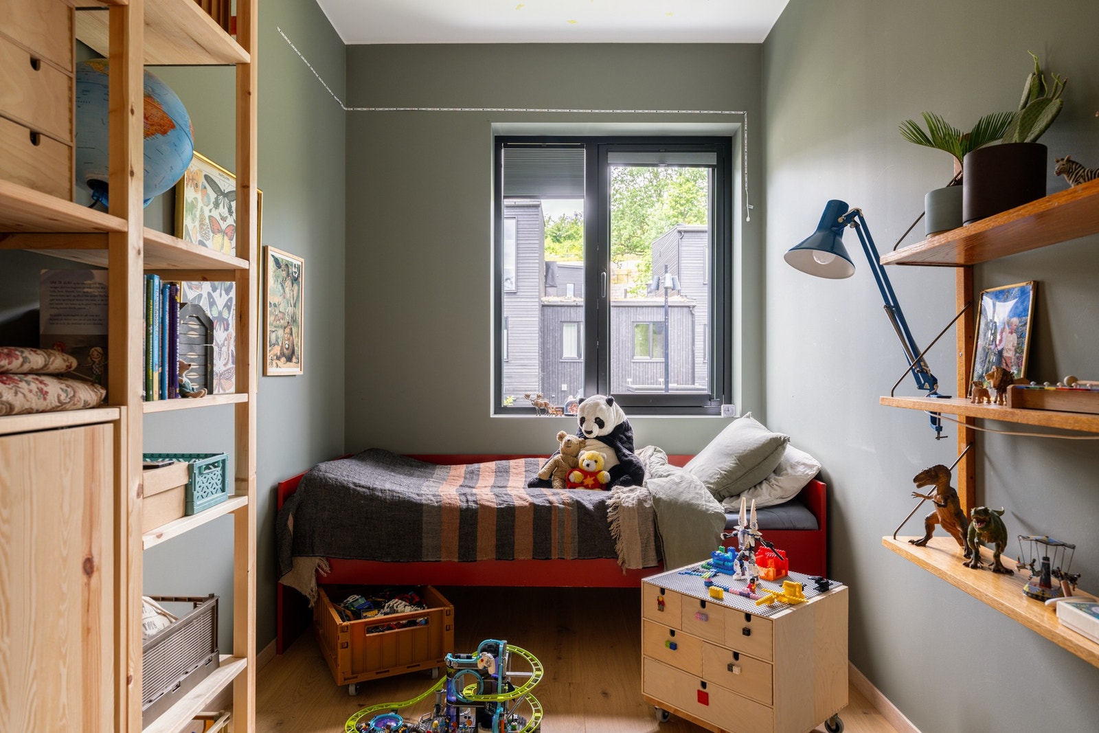 Soverom 3 er også innredet som et barnerom, men passer også fint som gjesterom eller kontor. Galleribilde