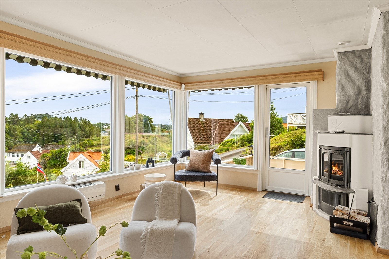 Vedovnen gjør stuen ekstra koselig på vinteren. Galleribilde