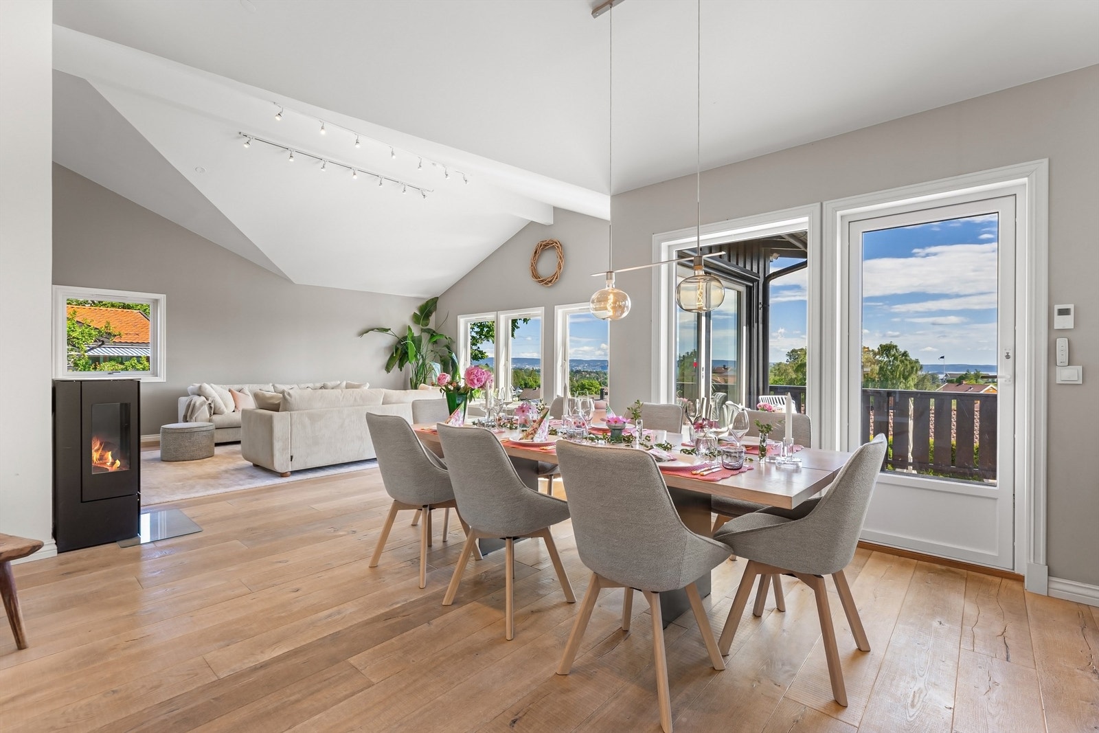 Vedovnen bidrar med ekstra varme og hygge på kalde dager. Galleribilde