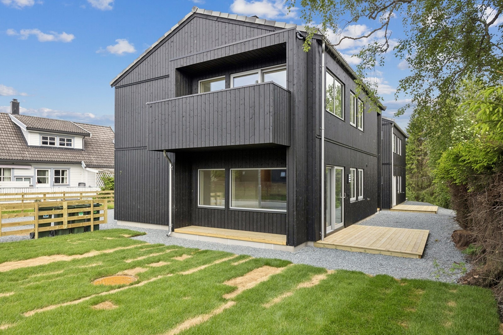 Hver enhet har sin egen uteplass i tilknytning til boligen. Galleribilde