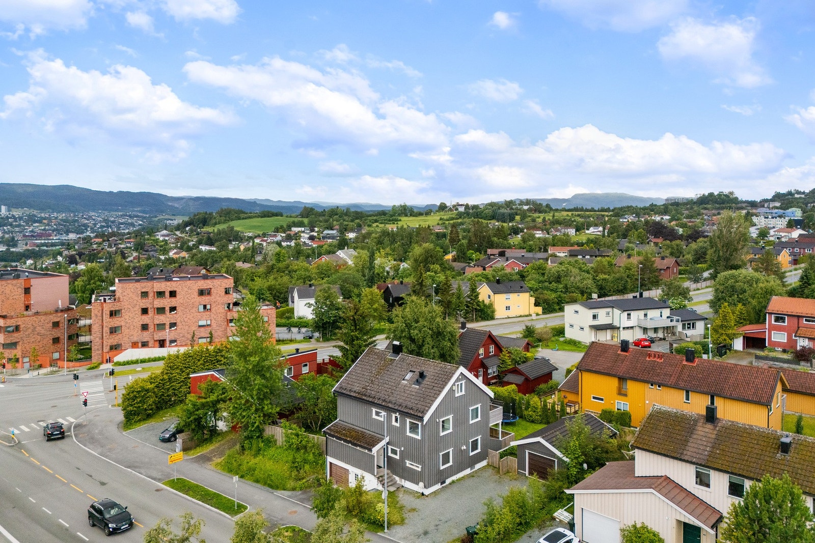Området er meget ettertraktet. Sentralt, med kort veg til både sentrum og Bymarka. Galleribilde
