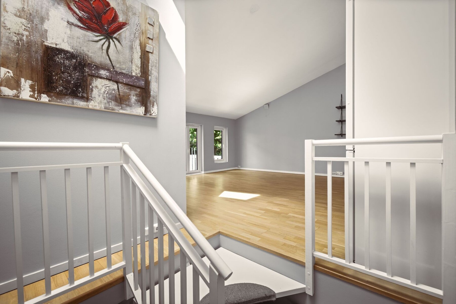 Trappen tar oss videre til første etasje. Galleribilde