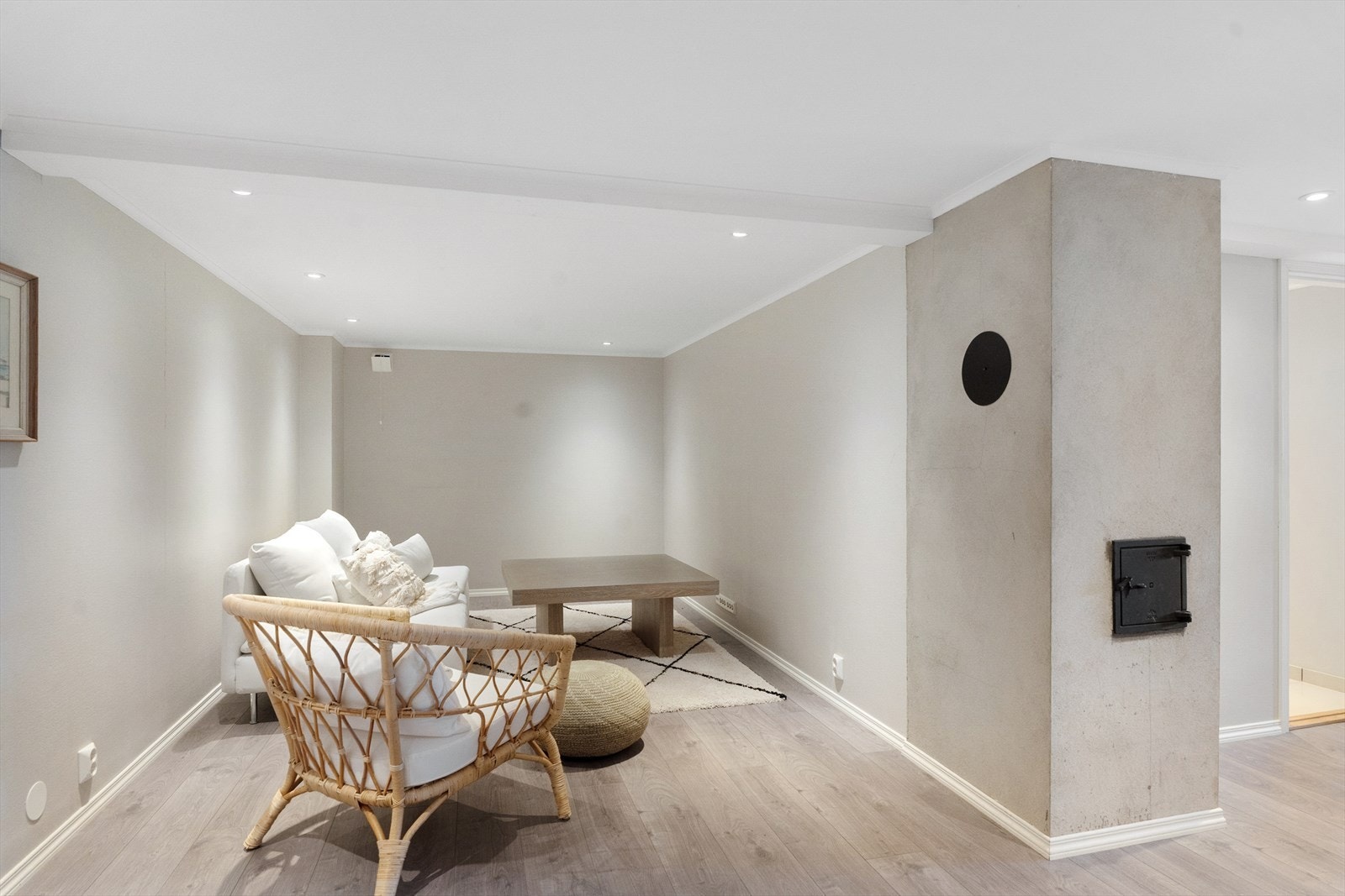 Kjellerstue med mulighet for montering av ovn. Galleribilde