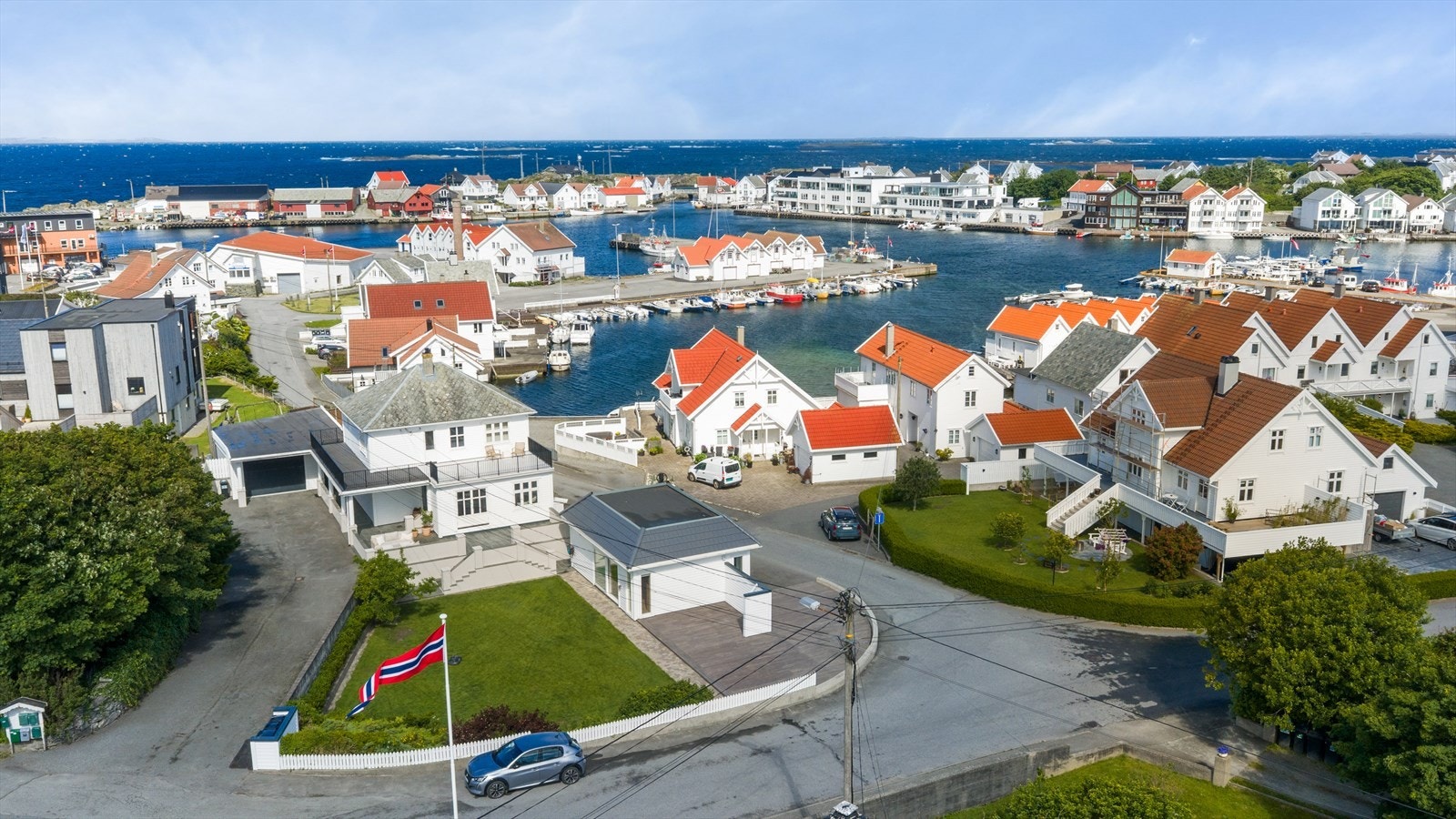 En unik mulighet til å bo sentralt og maritimt i Åkrehamn. Galleribilde
