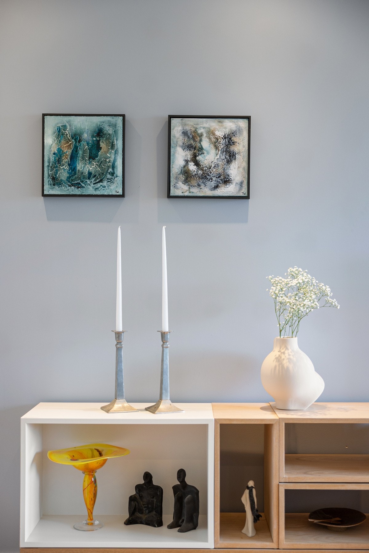 Leiligheten har fått oppgraderte overflater de senere årene, noe som gir et moderne og velholdt uttrykk. Galleribilde