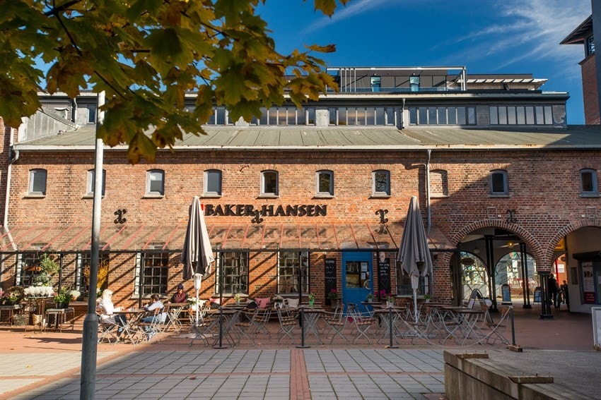 Fyrstikktorget ved Helsfyr med godt vareutvalg er også innen kort gangavstand Galleribilde
