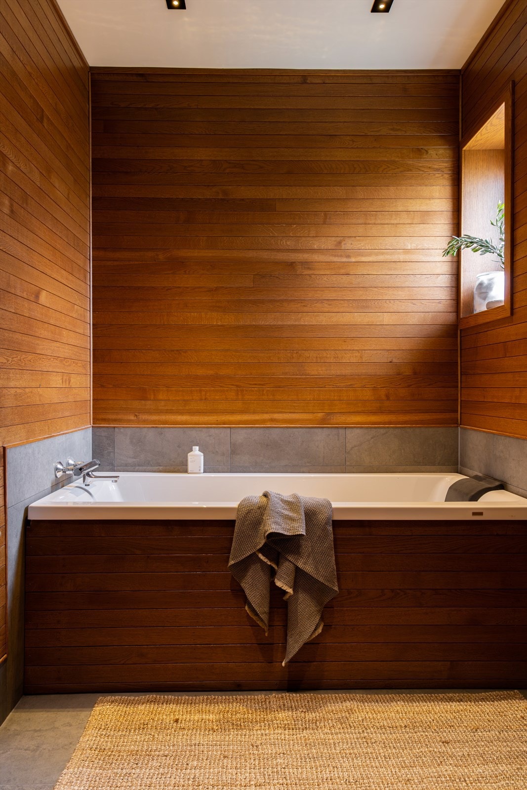 Badet er utformet for å gi en eksklusiv spa-følelse. Galleribilde