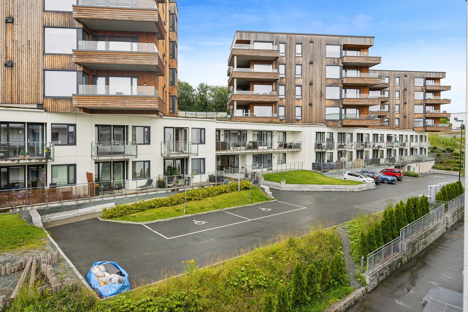 Beliggenhet på Lund Østre med nærhet til turområder som Lundåsen. Galleribilde