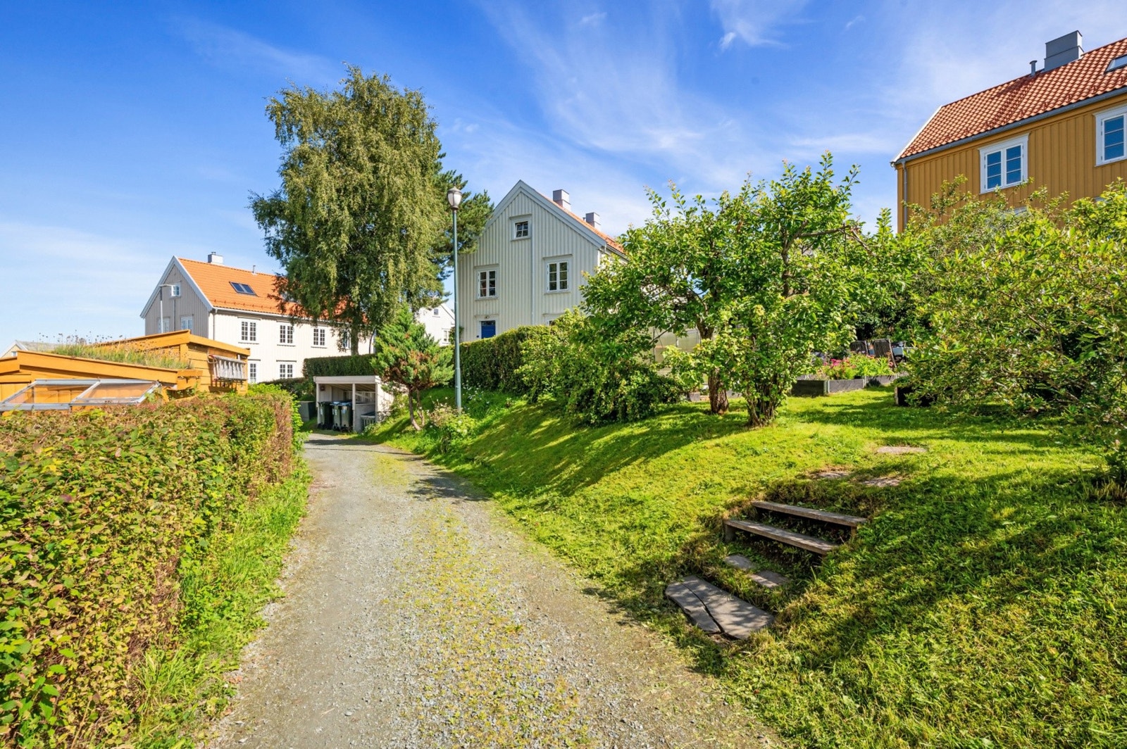 Borettslaget har nydelige uteområder for beboerne. Galleribilde
