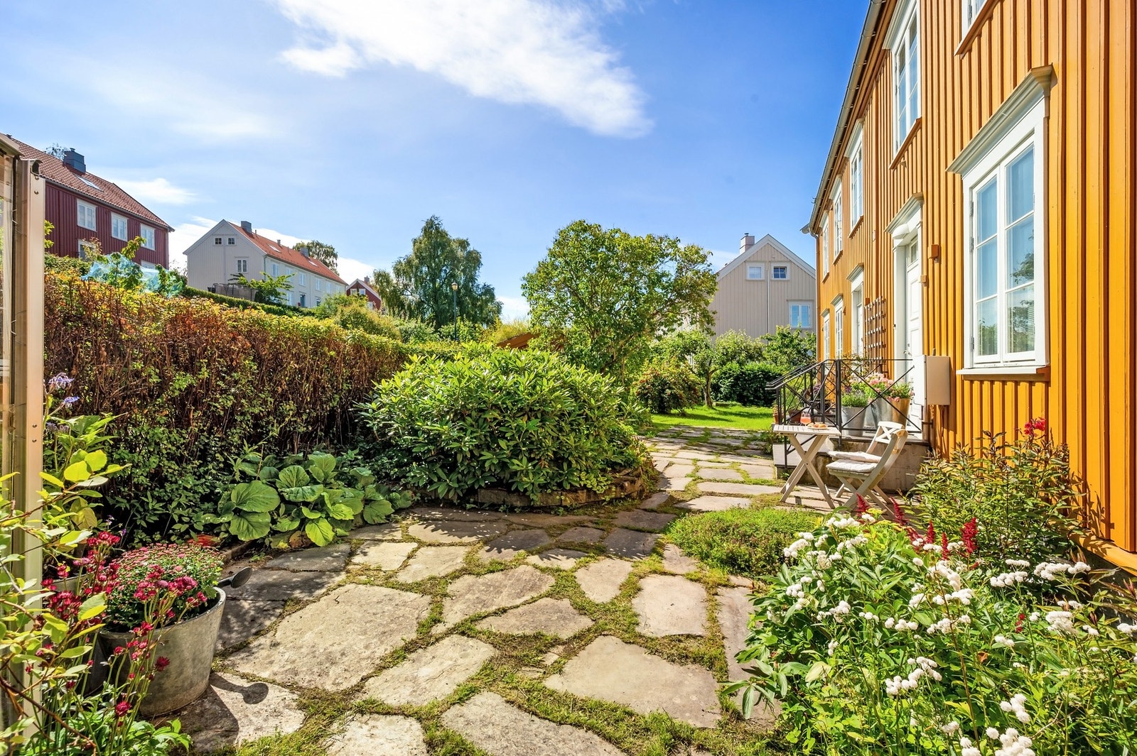 Her får du en sjarmerende og flott kvartpart med en av Trondheims mest attraktive beliggenheter på Rosenborg. Galleribilde