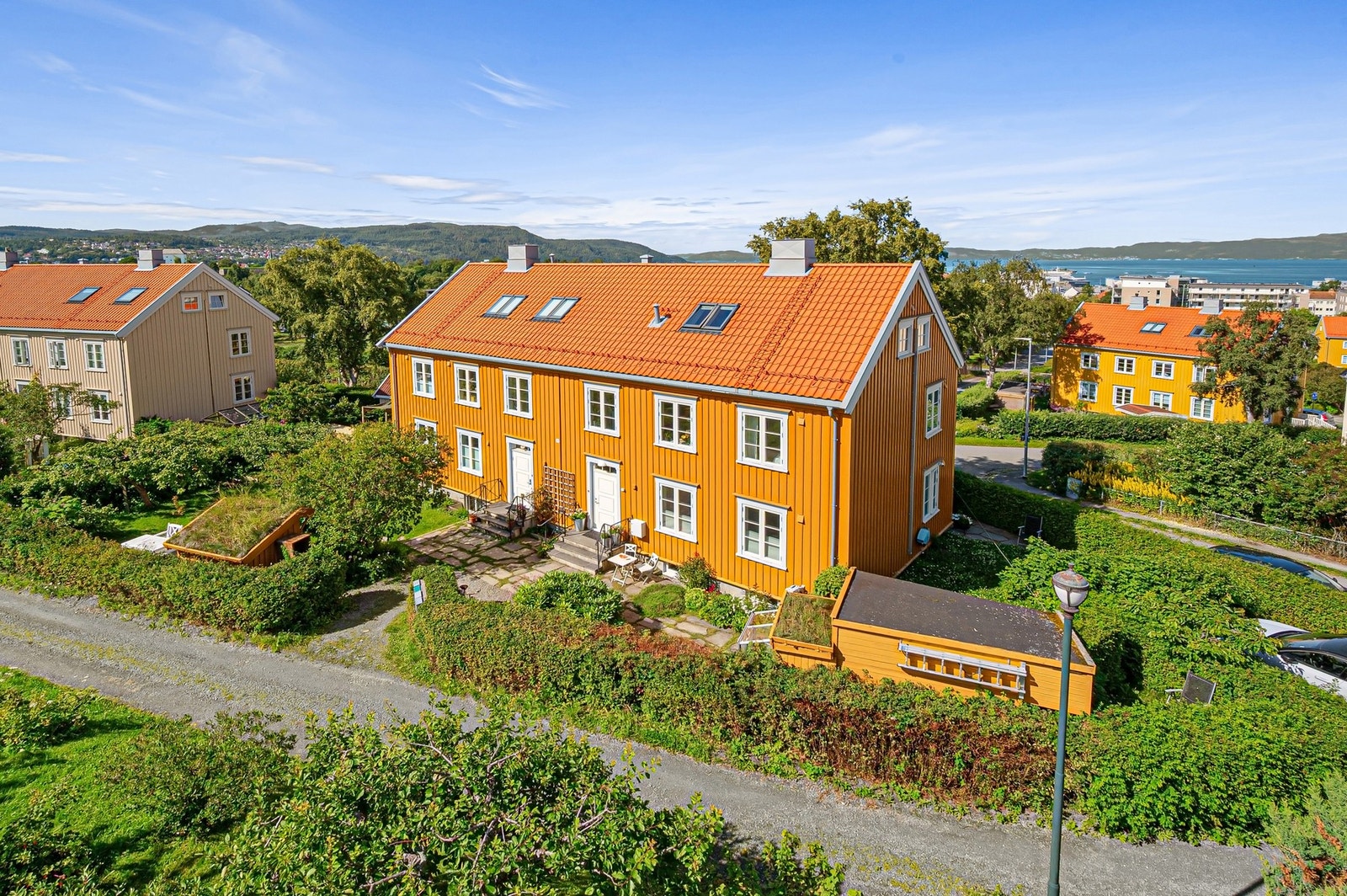 EiendomsMegler1 ved Markus Tangvik har gleden av å presentere en særdeles flott bolig i Holbergs gate 25 D. Galleribilde