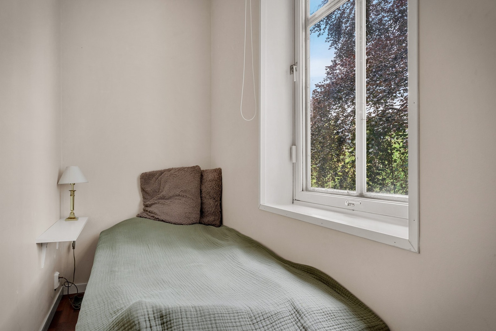 disponibelt innredet rom Galleribilde