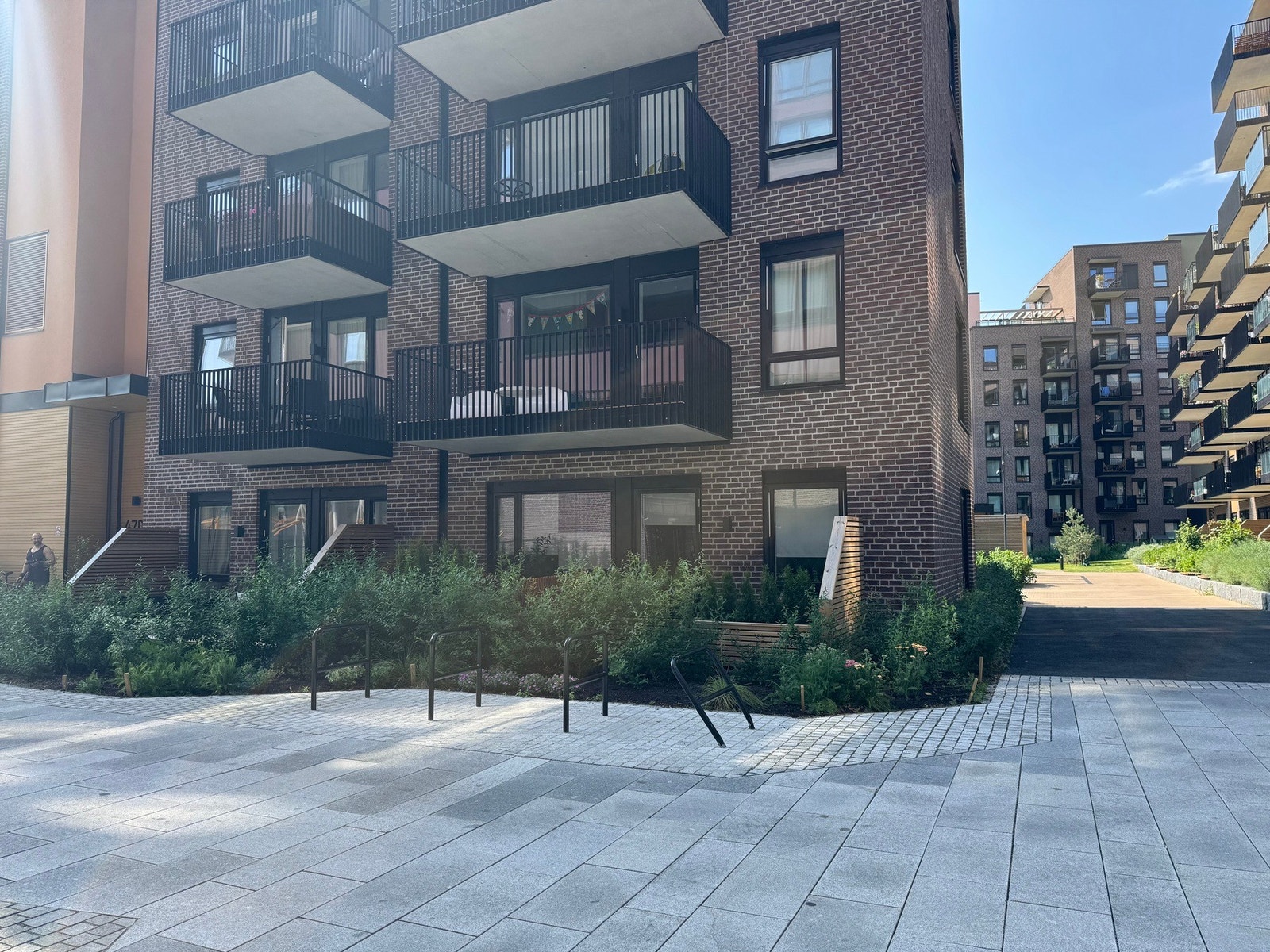Det er utebelysning og stikkontakt til grill eller terrassevarmer, hvis ønskelig Galleribilde