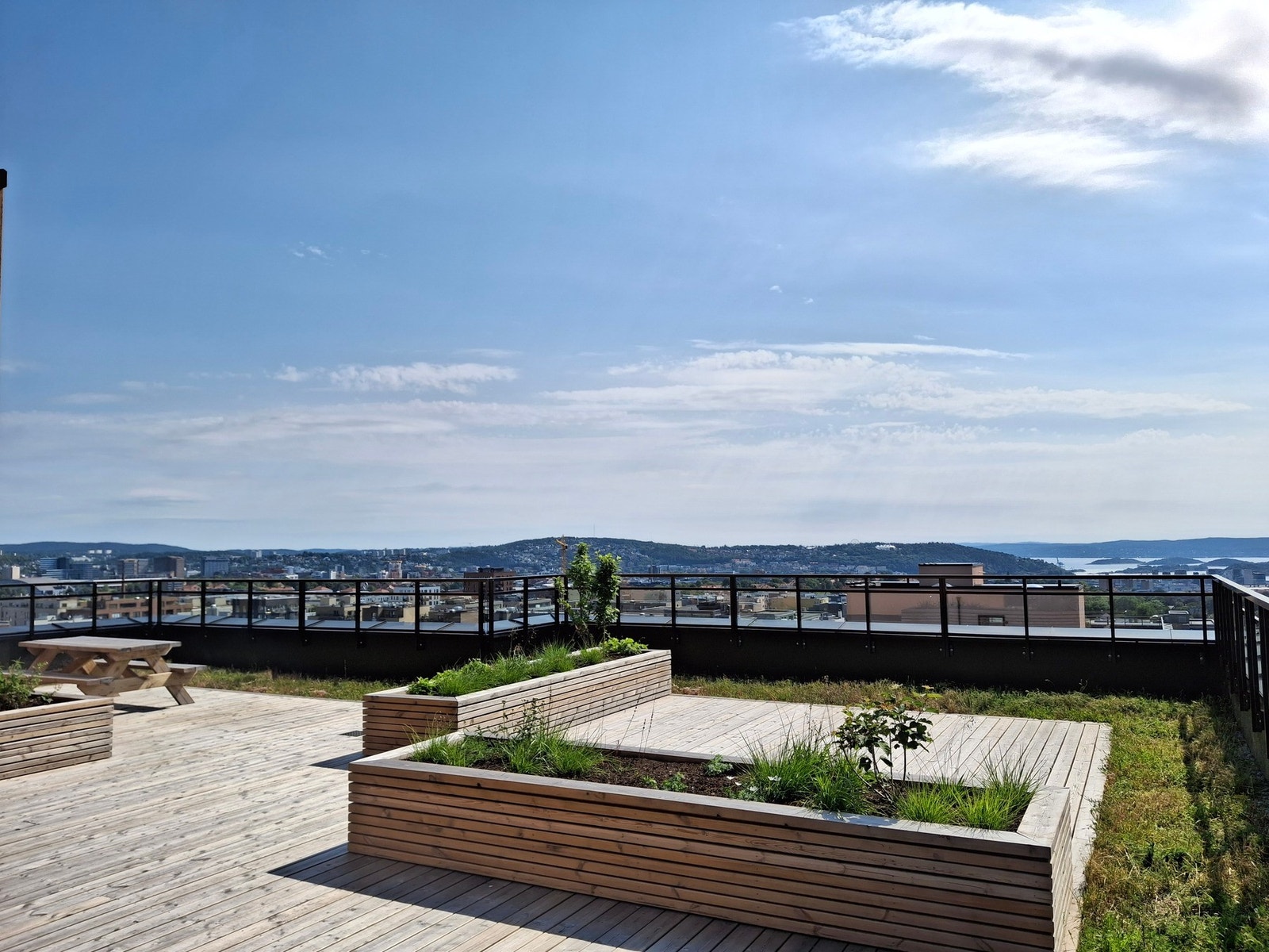 Ta med venner og familie på takterrassen og nyt panoramautsikt over Oslo Galleribilde