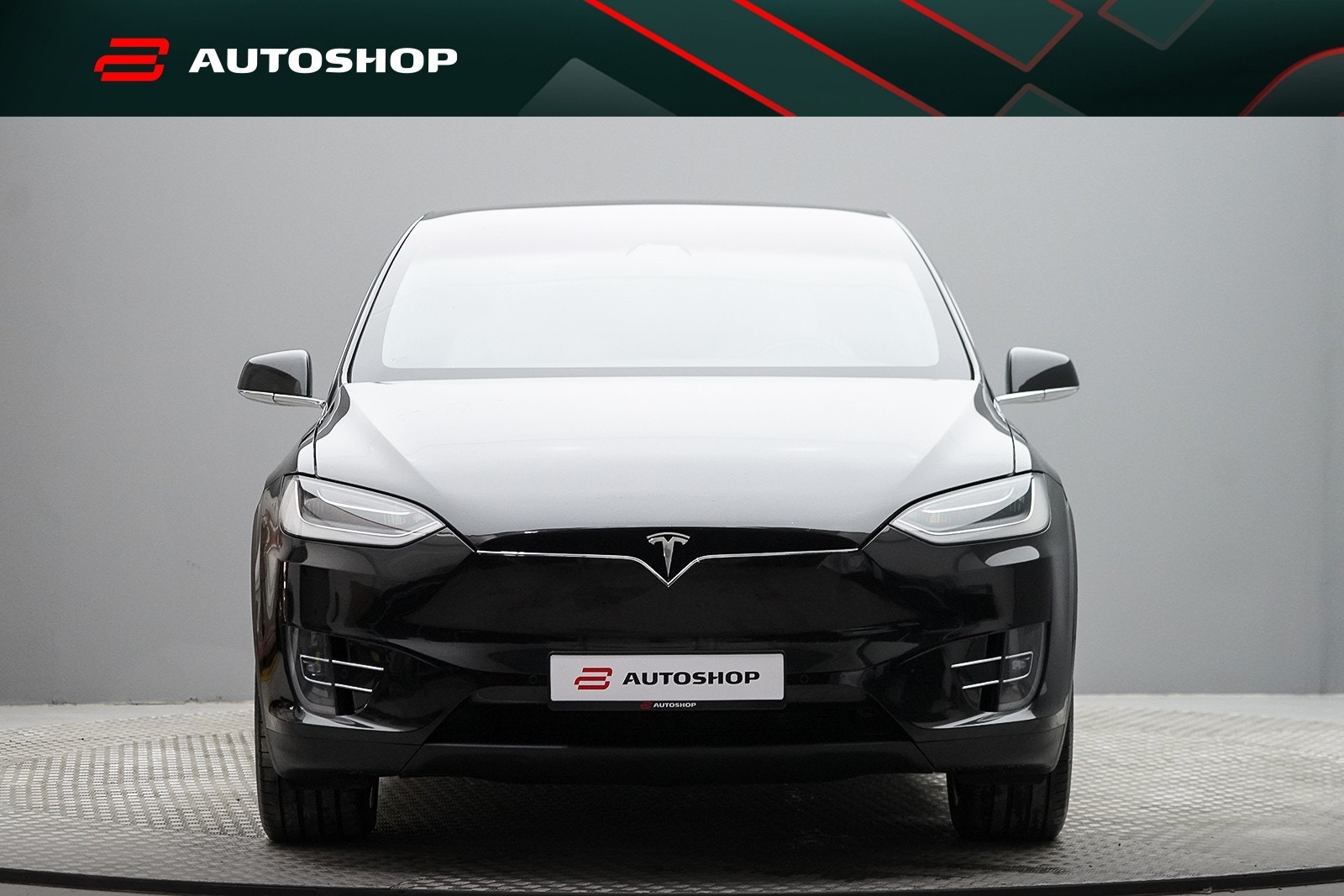 Tesla Model X 9