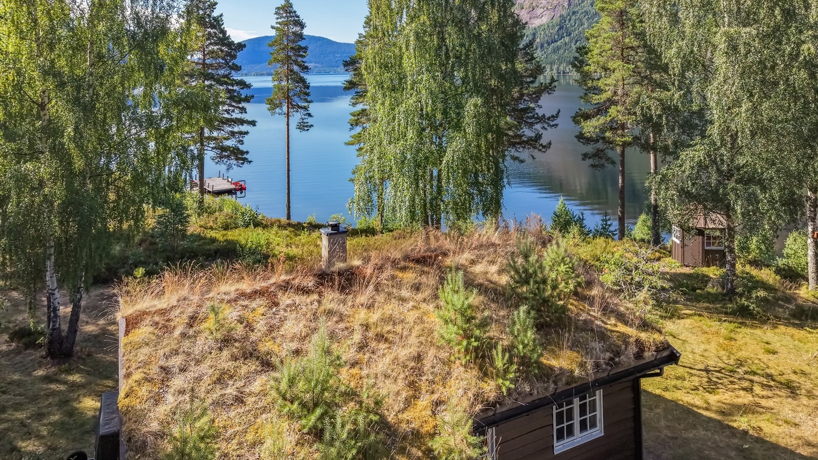 Utsikt over vakre Byglandsfjorden. Galleribilde