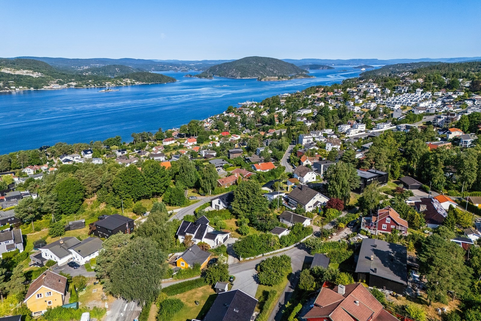 Bussholdeplassen Skogveien ligger kun ett minutts gange unna. Galleribilde