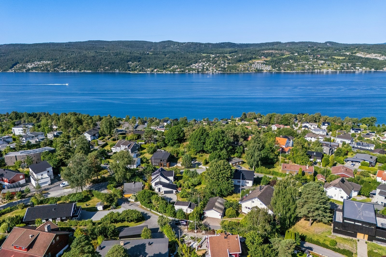 Nærhet til fjorden. Galleribilde