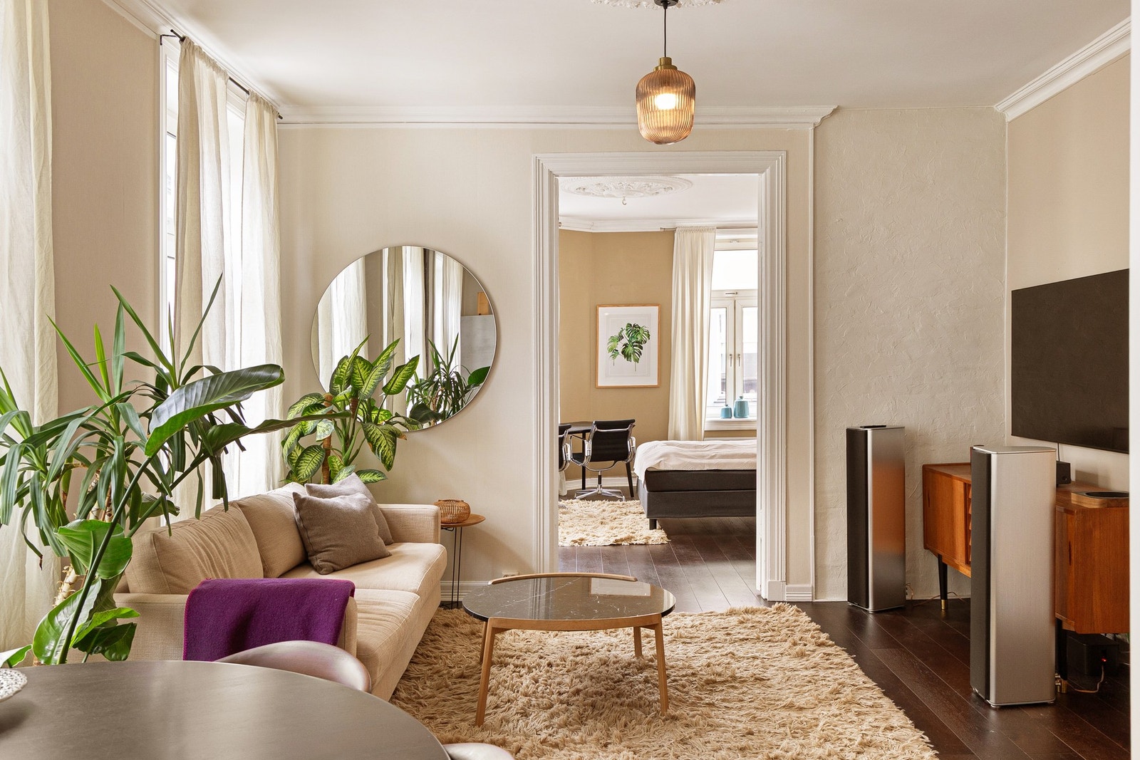 Velkommen til Helgesens gate 16B! Presentert av Karoline Selvåg v/PrivatMegleren Grünerløkka. Foto: Trond Walsø. Galleribilde