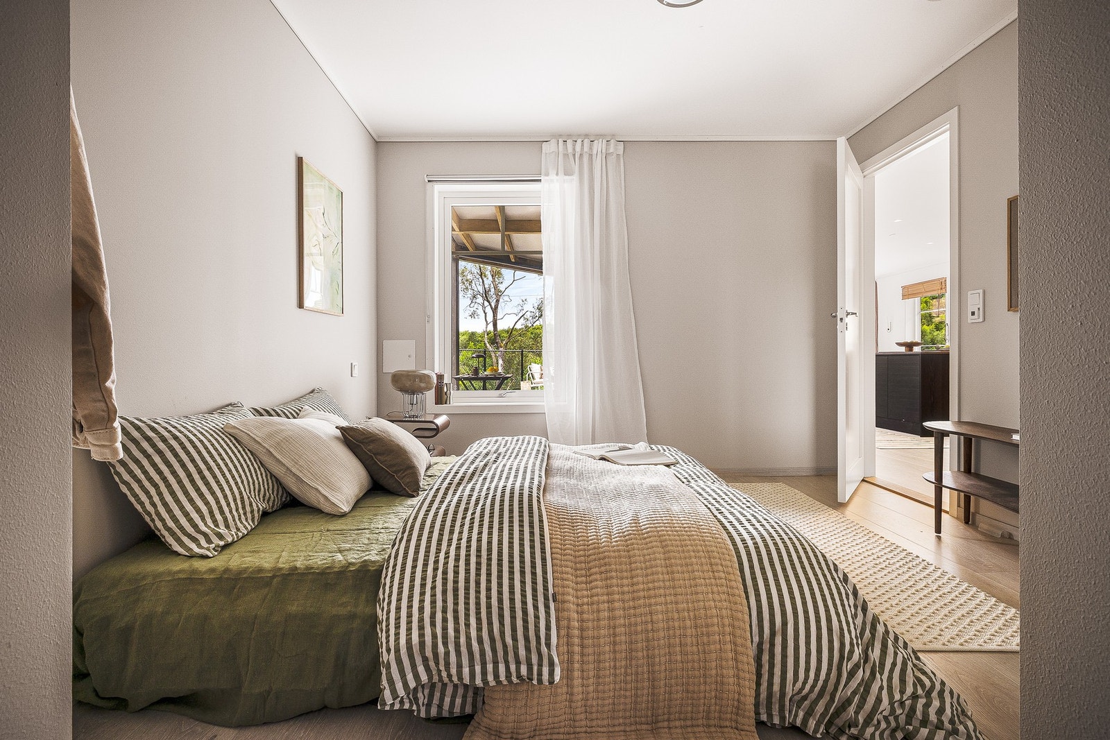 - Lyst og trivelig - Galleribilde
