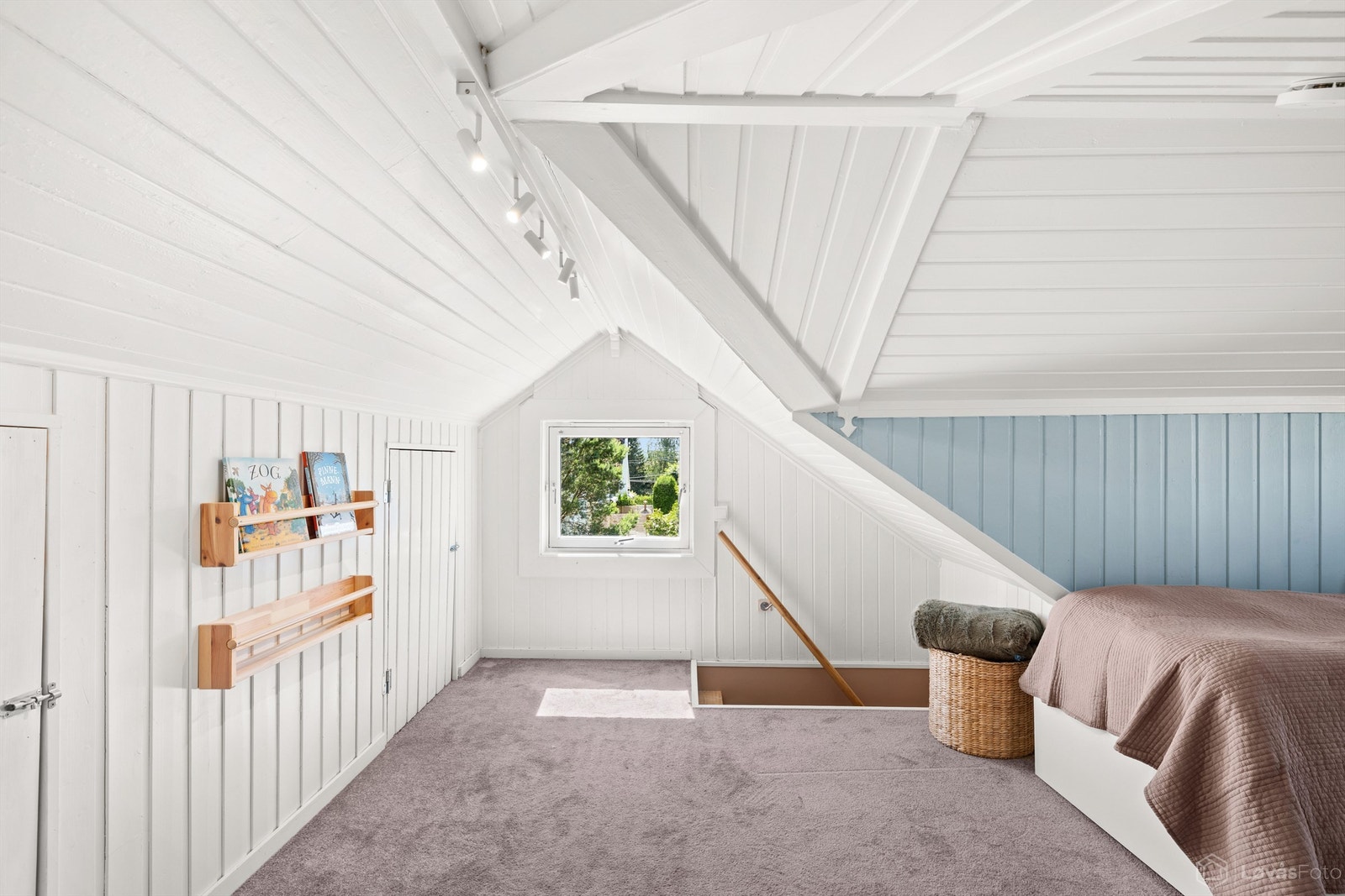Praktisk lagring i kott. (Ikke godkjent til varig opphold). Galleribilde