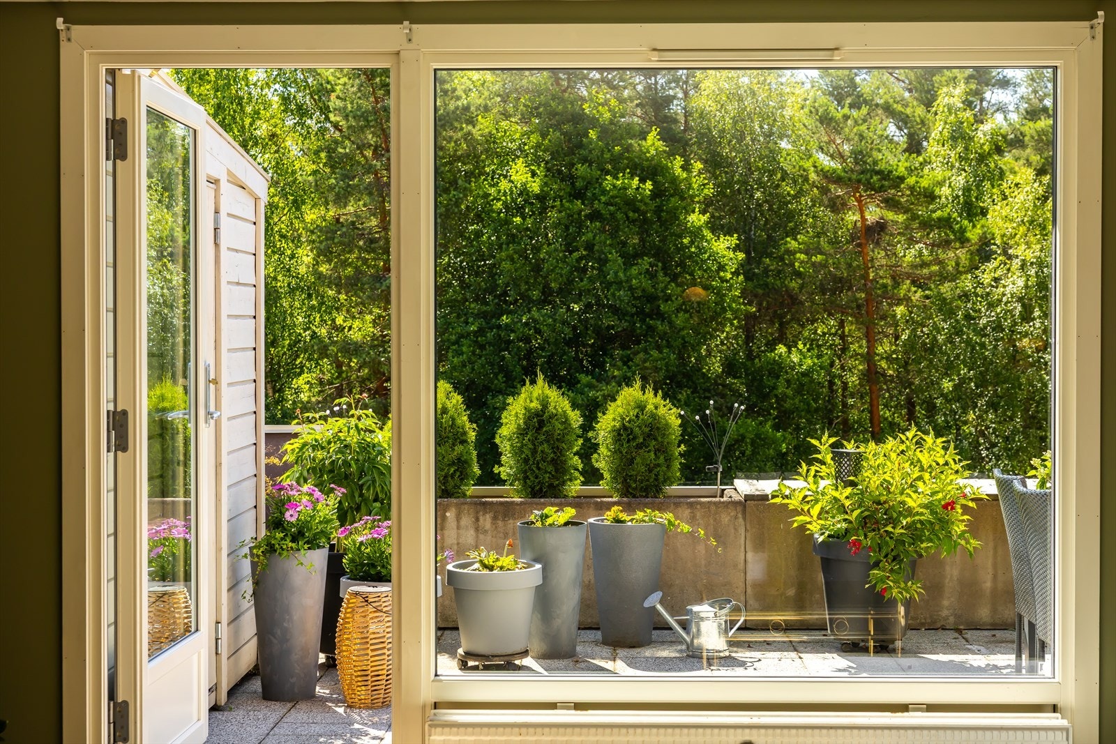 Velkommen til visning i Ravnåsveien 27E! Boligen presenteres av Kristoffer og Adiam ved Nordvik Nordstrand. Foto: AnneAndersen Galleribilde