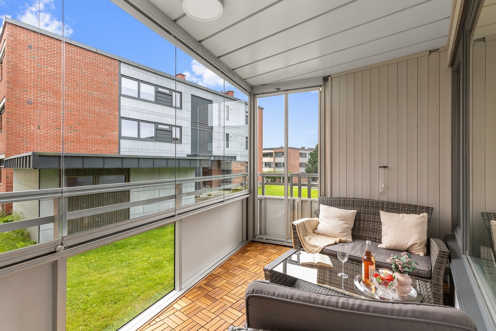 Balkong på ca. 8m² - perfekt for rolige morgenstunder og hyggelige ettermiddager. Galleribilde