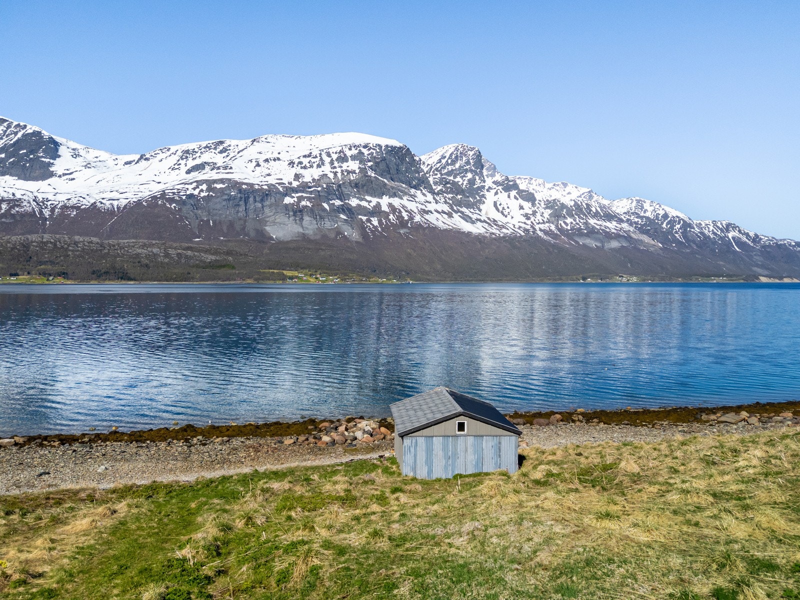 Naust fra 2020 hvor du har god plass til båter. Galleribilde