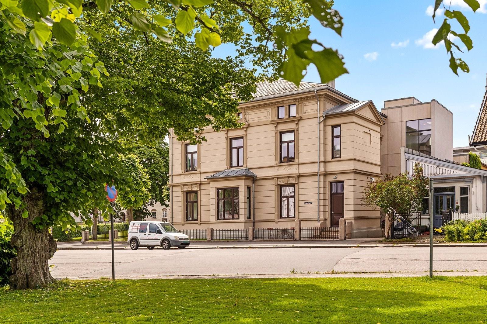 Fasaden gir et flott førsteinntrykk allerede ved ankomst. Galleribilde