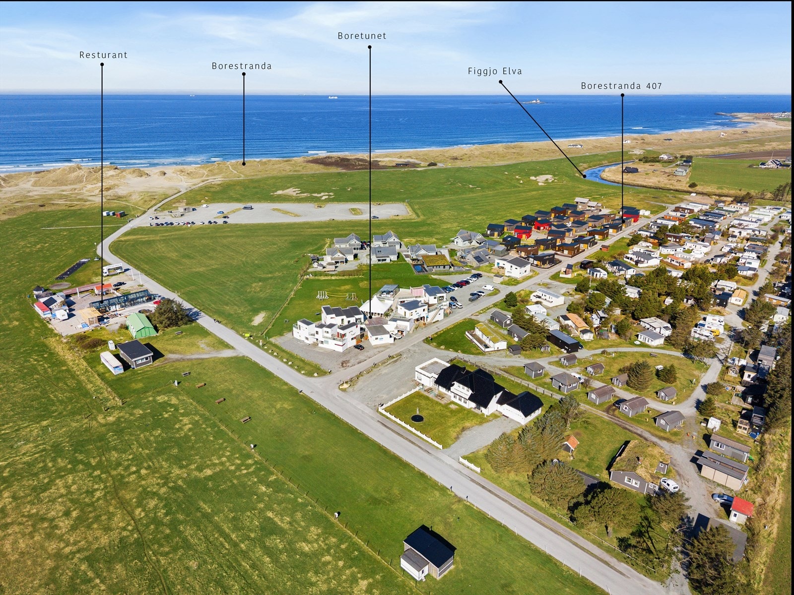 Gode muligheter for leieinntekter gjør det billig å ha hytte. Tilgang på restaurant, aktivitetssenter, strand, tur og rekreasjon. Galleribilde
