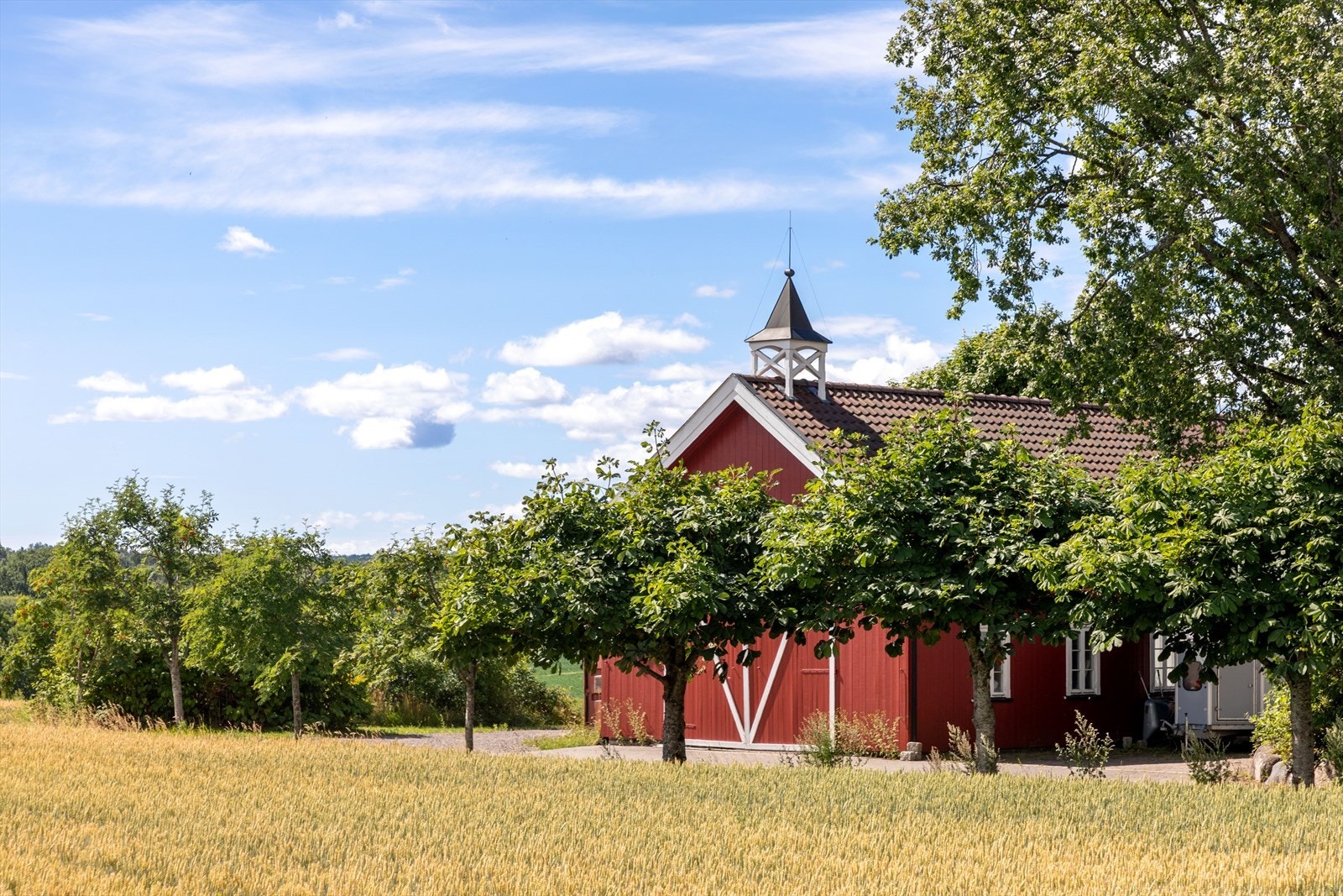 Nærområdet er preget av landlig idyll og spredt bebyggelse. Galleribilde