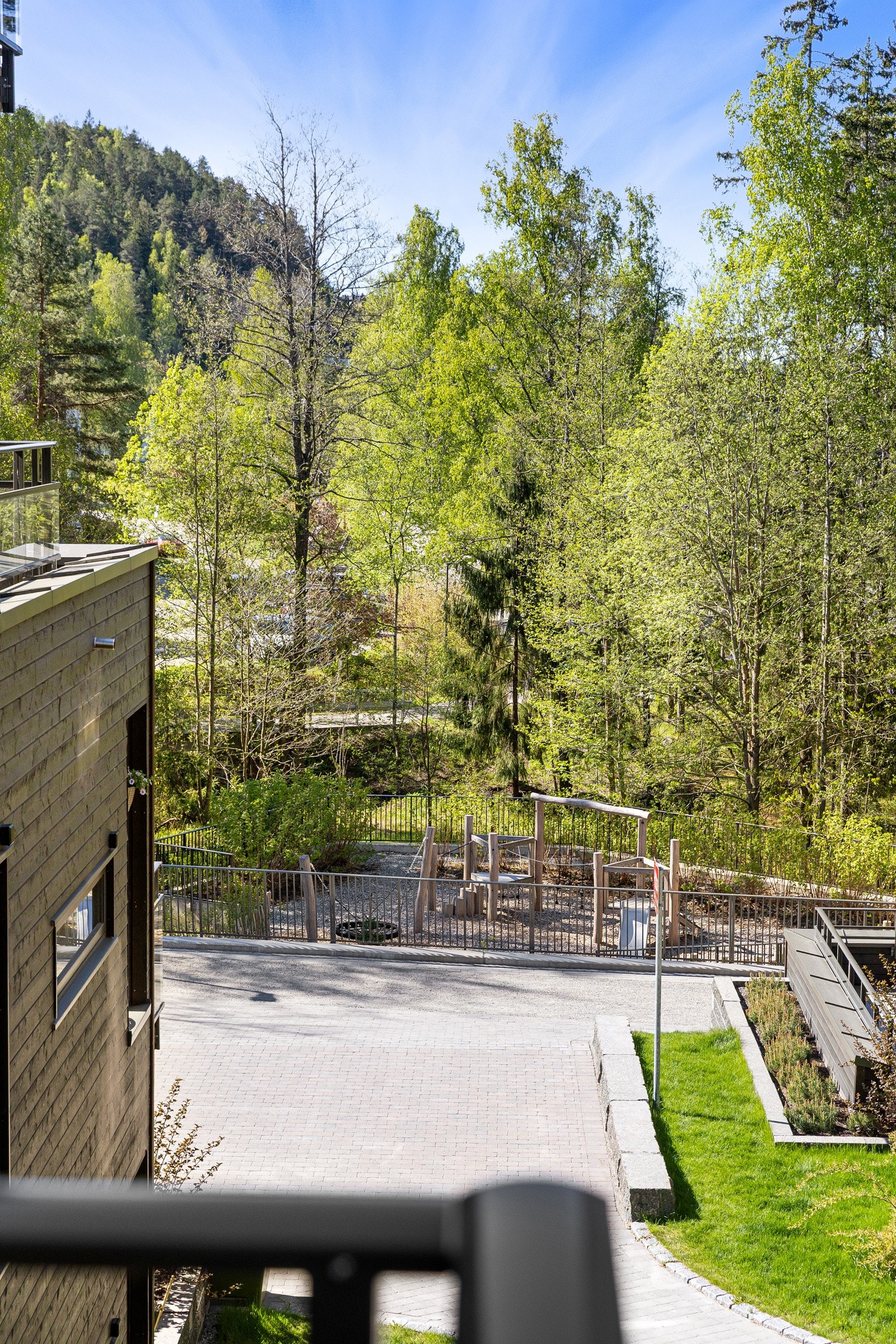 Utsikt fra terrassen mot friområde Galleribilde