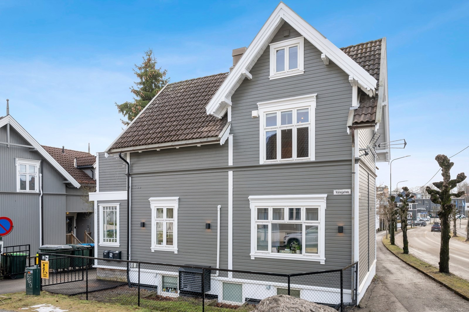 DNB Eiendom v/Jim Robin Henriksen har gleden av å presentere Vålegaten 1B! Galleribilde