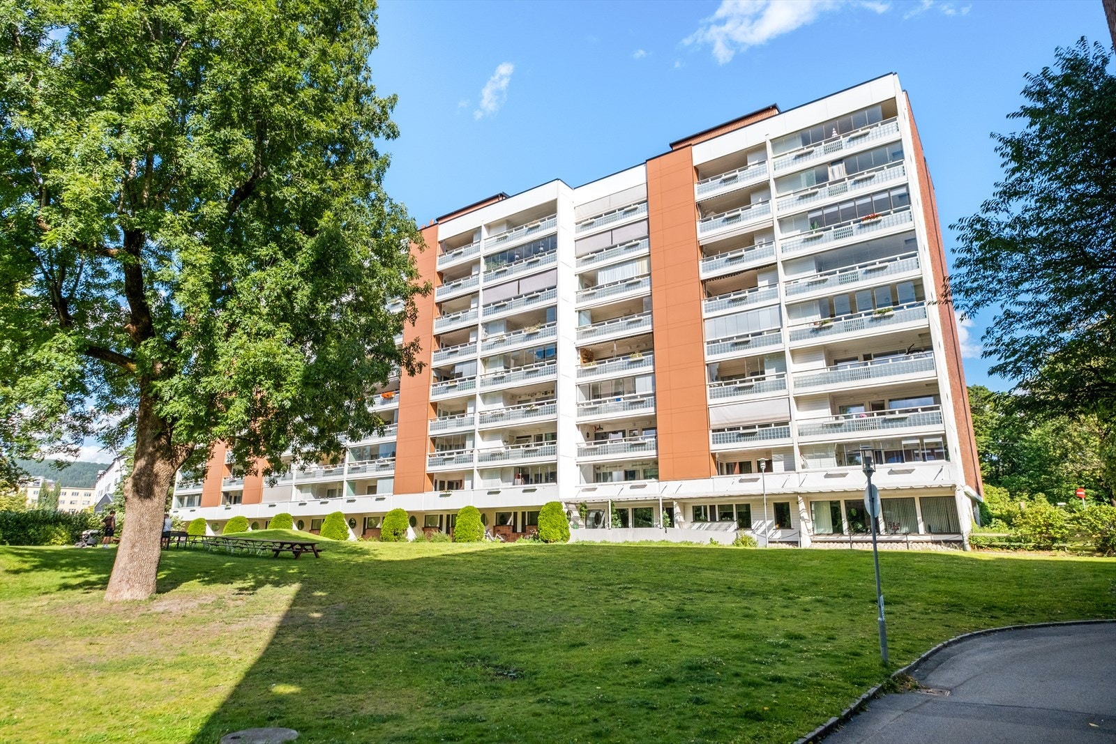 Fasade, denne ble rehabilitert i 2024. Galleribilde