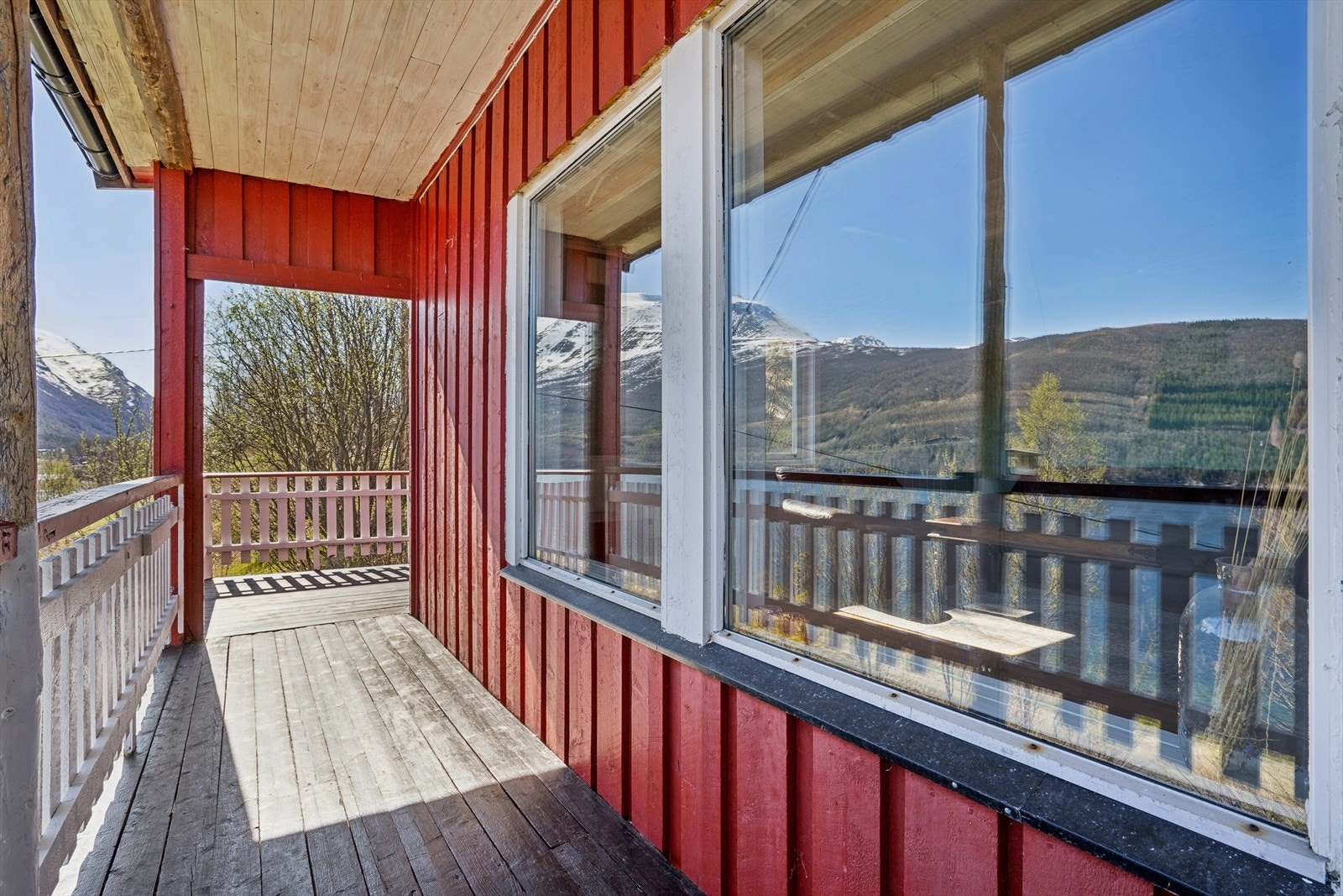 Altanen. Galleribilde