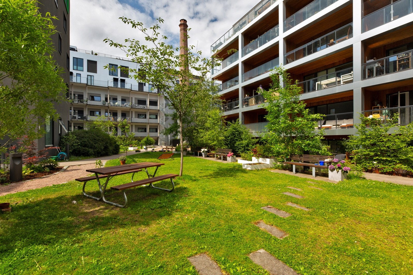 Sameiet har en flott bakgård for bebeorne. Galleribilde